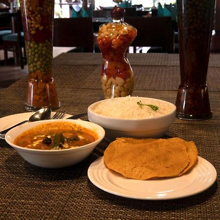 Colonia Santa Maria Hotel Baga Ngoại thất bức ảnh