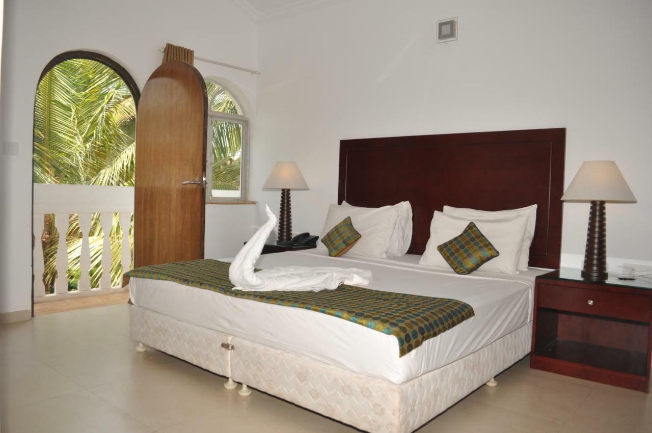 Colonia Santa Maria Hotel Baga Ngoại thất bức ảnh