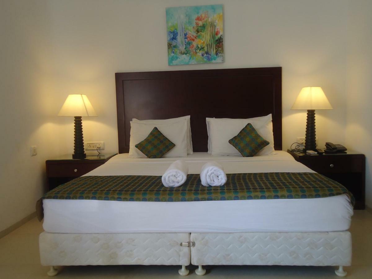 Colonia Santa Maria Hotel Baga Ngoại thất bức ảnh