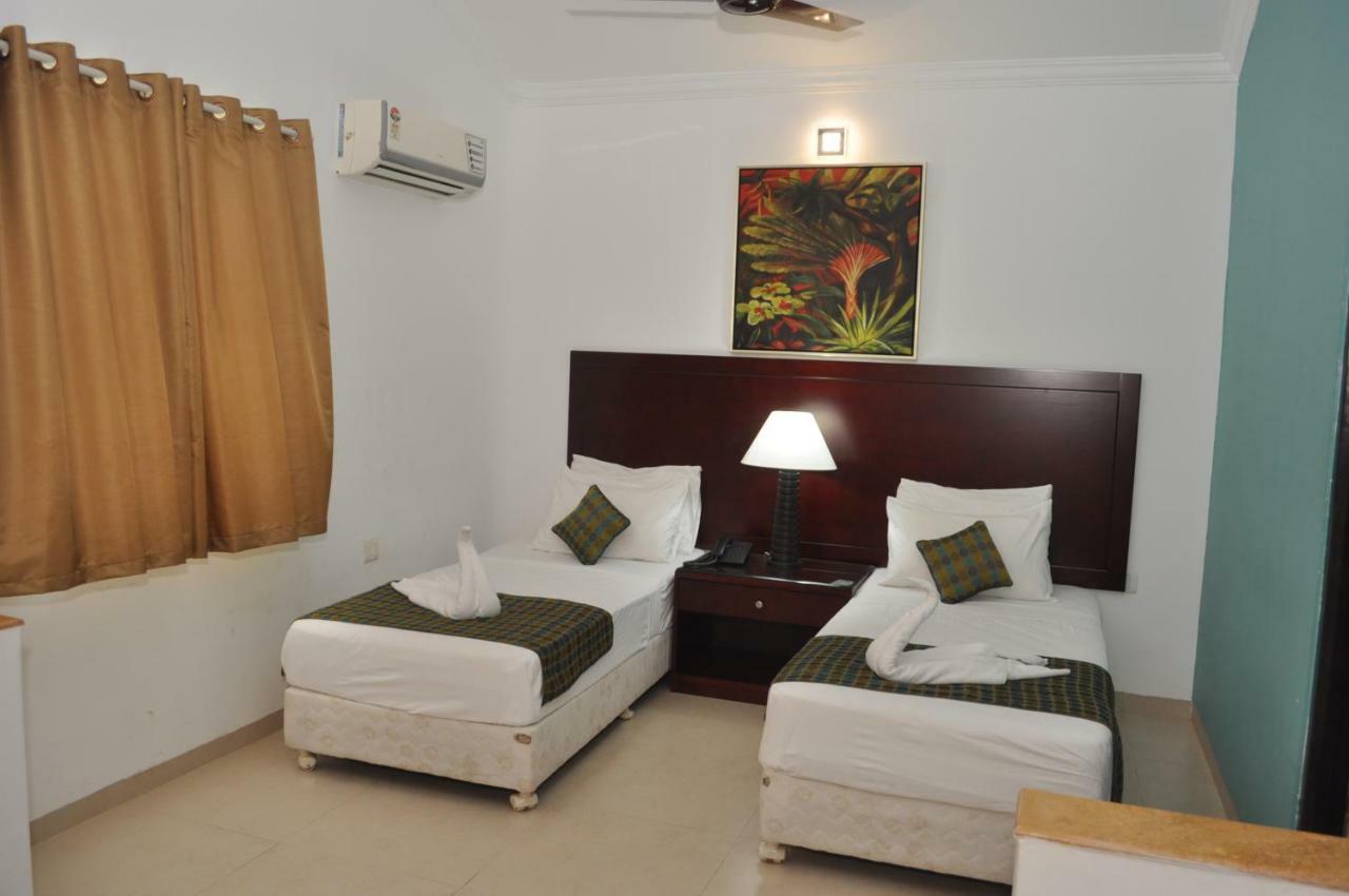 Colonia Santa Maria Hotel Baga Ngoại thất bức ảnh