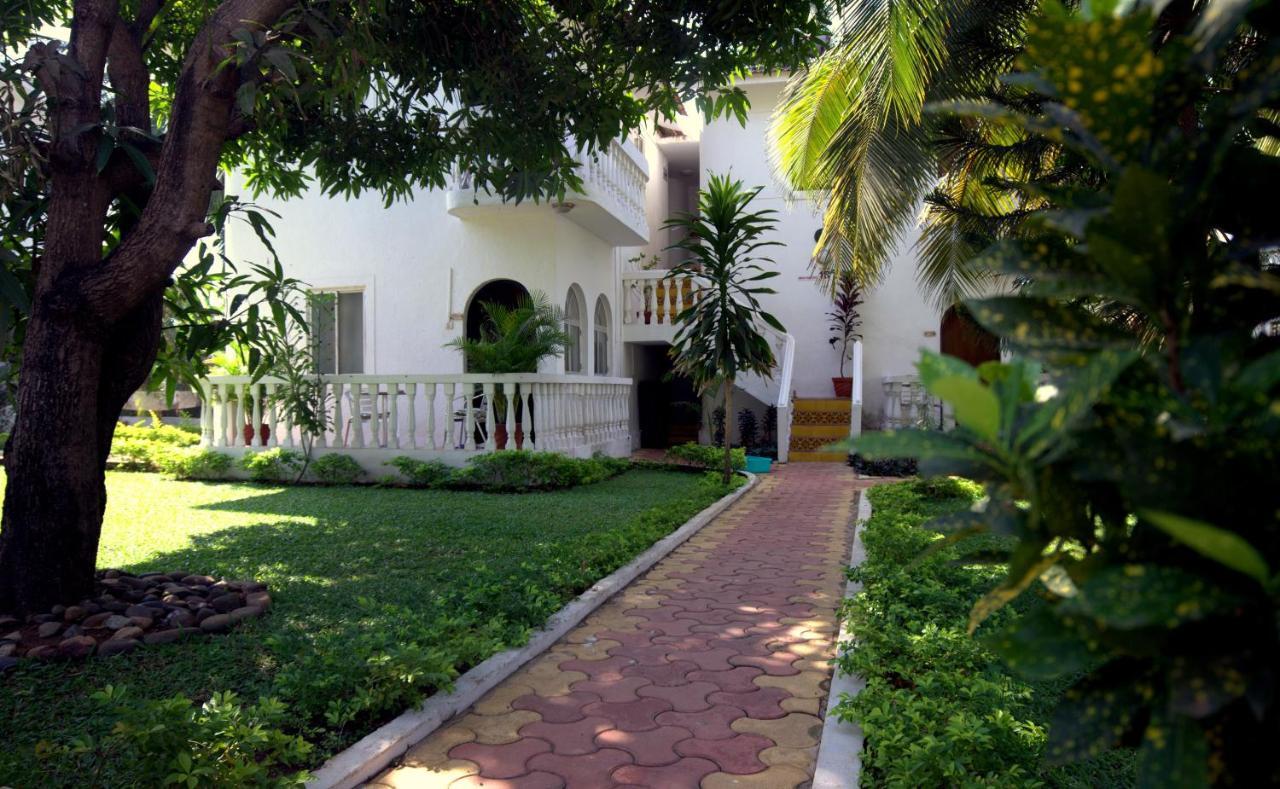 Colonia Santa Maria Hotel Baga Ngoại thất bức ảnh