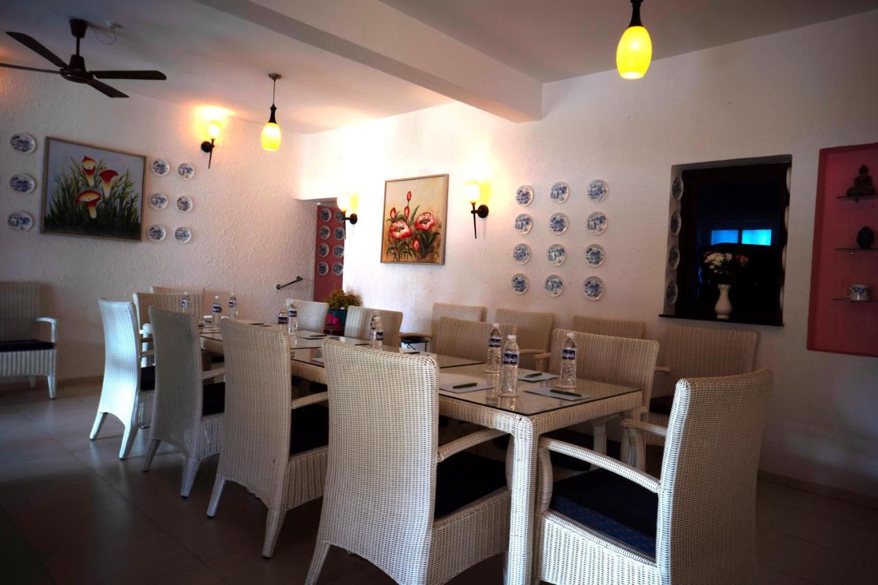 Colonia Santa Maria Hotel Baga Ngoại thất bức ảnh